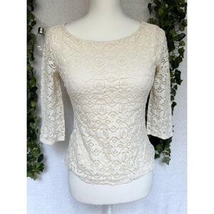 Banana Republic Cream Lace Top 8